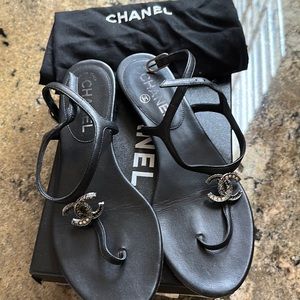 Chanel thong sandals